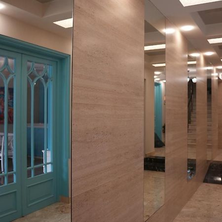 Hotel Embassy Tbiliszi Kültér fotó