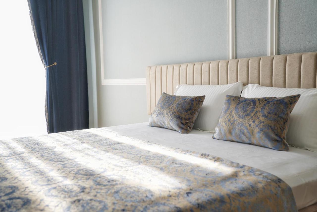 Hotel Embassy Tbiliszi Kültér fotó