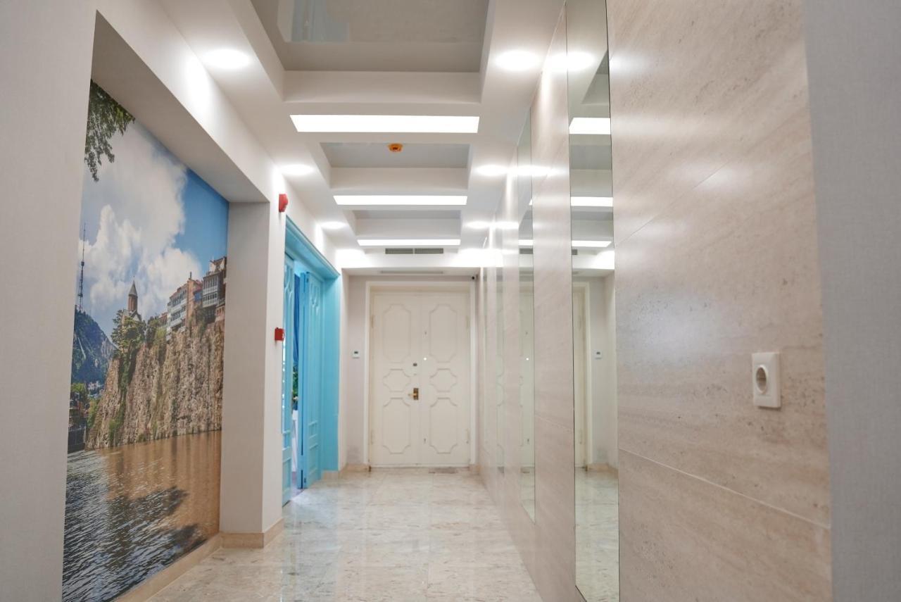 Hotel Embassy Tbiliszi Kültér fotó